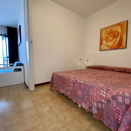 Olimpo Apartment *